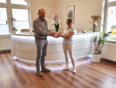 Gratulation zur Praxiser�ffnung von Jeanette Jungnickel