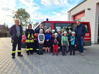 Treffen mit derneuen Kinderfeuerwehr 
