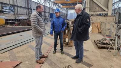 v.l. Thomas Staudt, Olaf Deter (Gesch�ftsf�hrer SET), Ragnar Schwefel (Verband f�r Schiffbau und Meerestechnik r.v.)