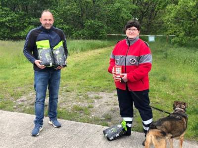 Im Gespr�ch mit der Vereinsvorsitzenden der DRV Rettungshundestaffel Sachsen-Anhalt Nord e.V.Sandra Cario