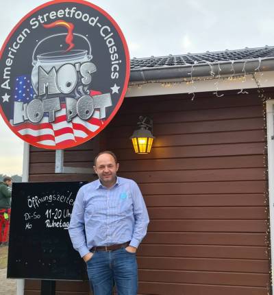Er�ffnung American Streetfood Imbiss - Mos HOT POT in Genthin (H�tterm�hle)