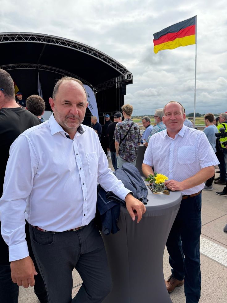 Freigabe Teilst�ck A14 Stendal-S�d 
v.l. Thomas Staudt, Dennis Grube
